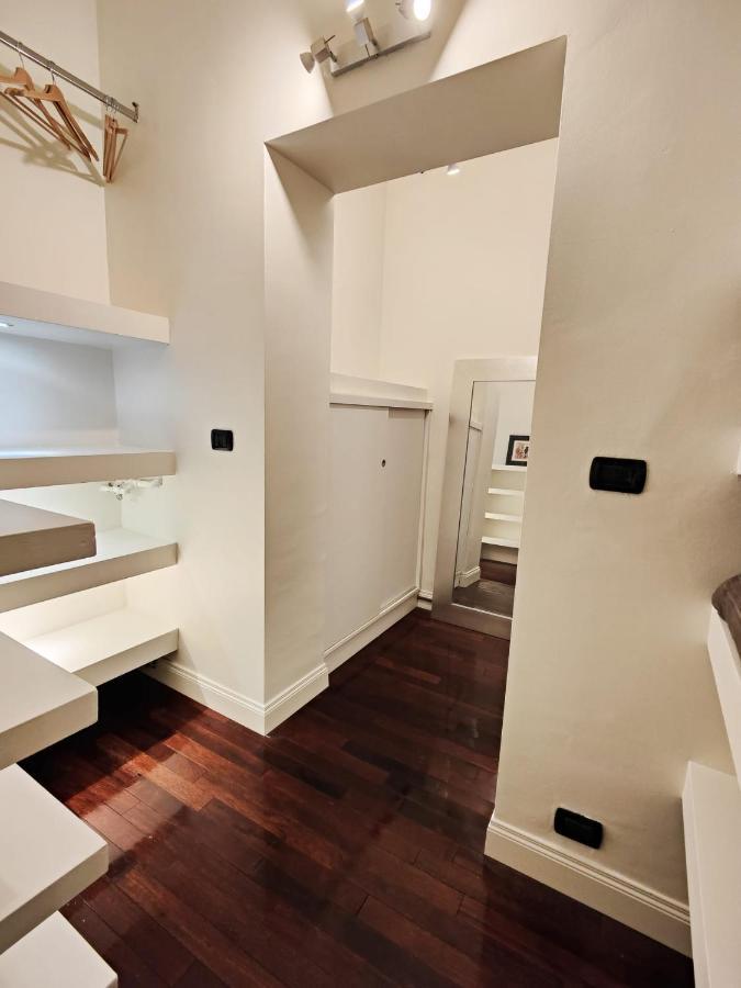 Designed Pop Apartment 2 Bedrooms, 2 Baths In Milan Center - Wifi, Ac, Steps From Subway M1 And M2, Central Station And Airport Connected Kültér fotó